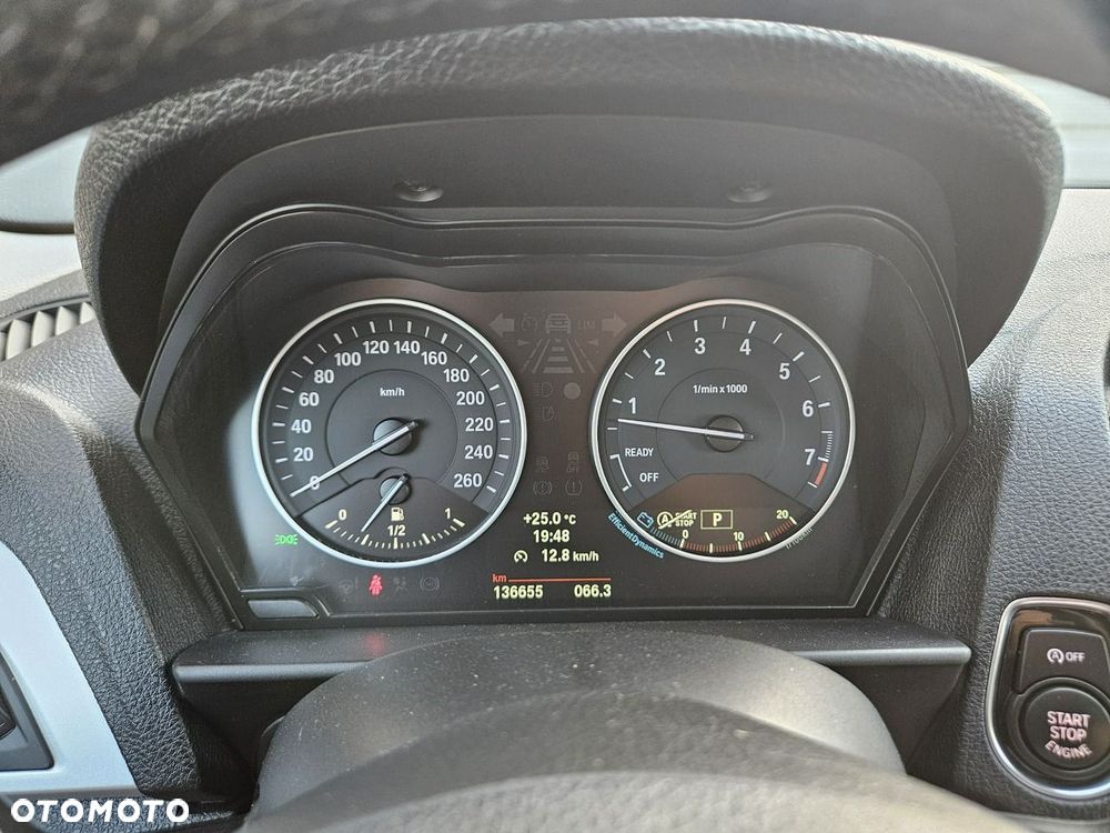 BMW Seria 1 116i Sport Line - 38