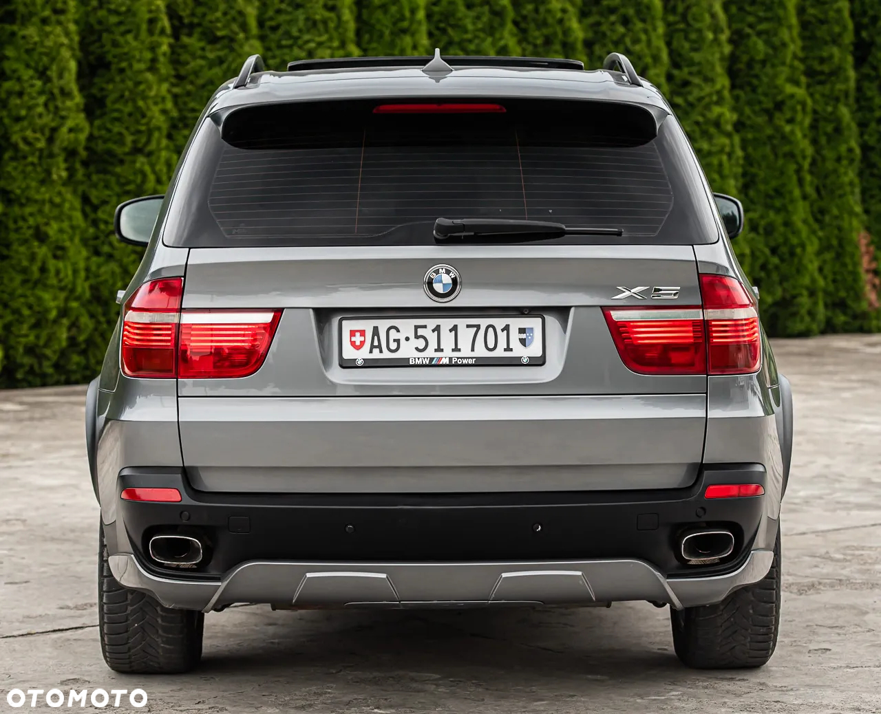 BMW X5 4.8i xDrive - 11