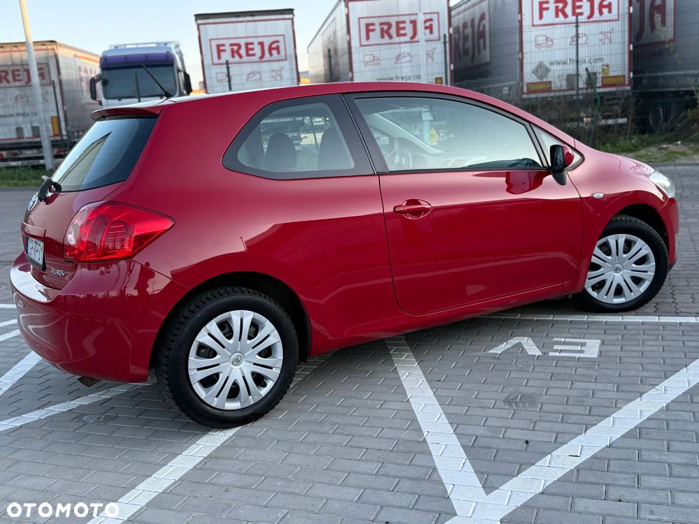 Toyota Auris - 15