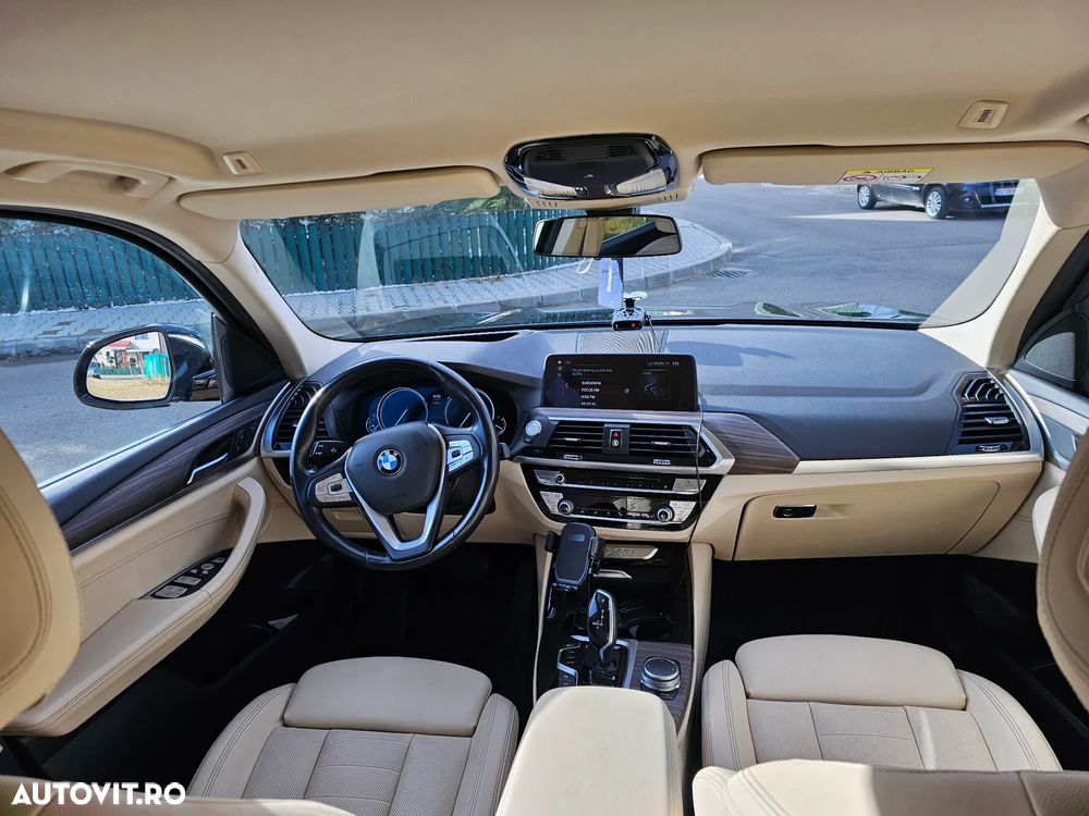 BMW X3 xDrive20d AT Luxury Line - 11