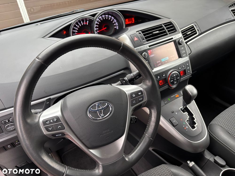 Toyota Verso 1.8 Prestige EU5 MS - 21