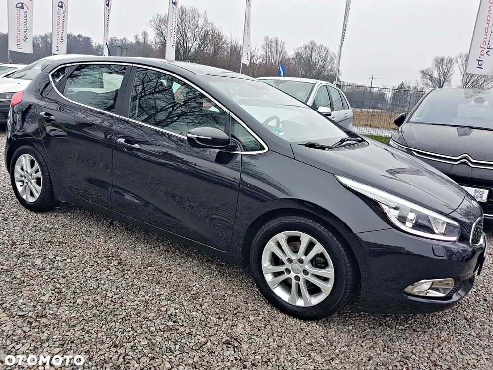 Kia Ceed 1.4 CVVT Attract - 32