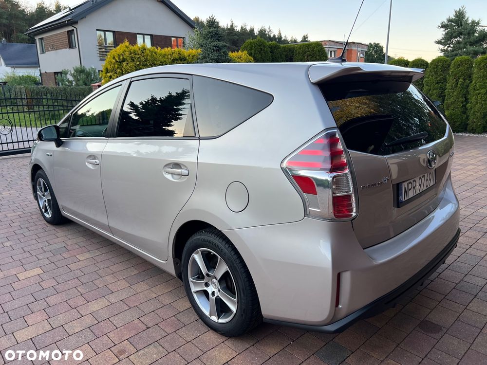 Toyota Prius+ (Hybrid) Comfort - 4