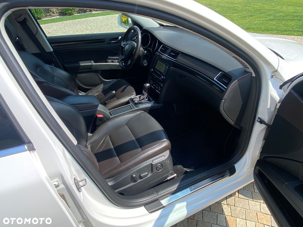 Skoda Superb 2.0 TDI 4x4 L&K DSG - 11