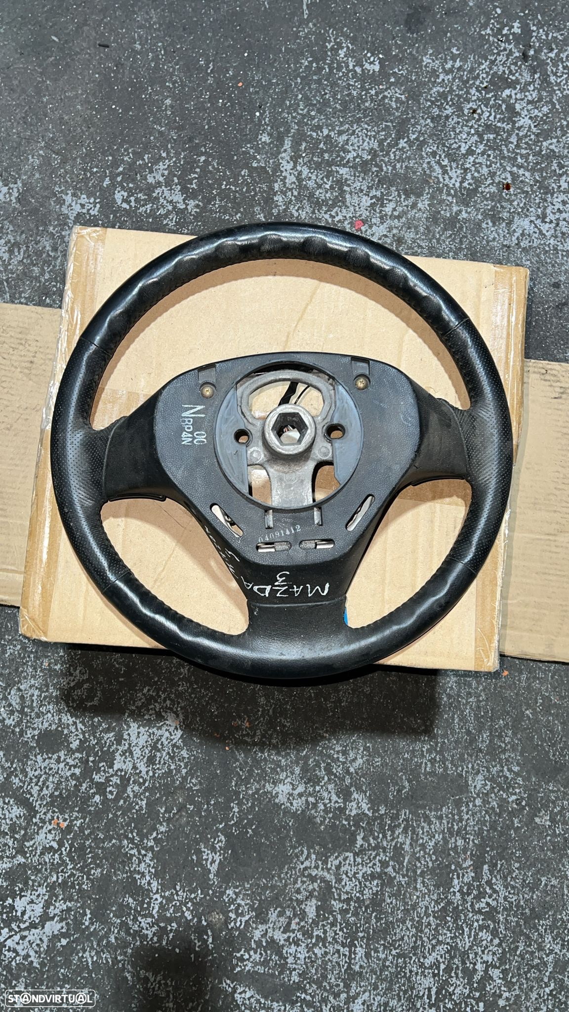 Volante Mazda 3 - 2
