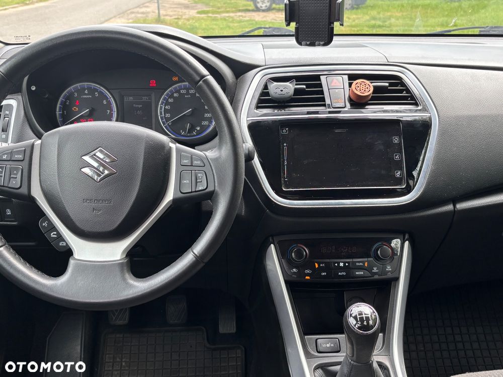 Suzuki SX4 - 4