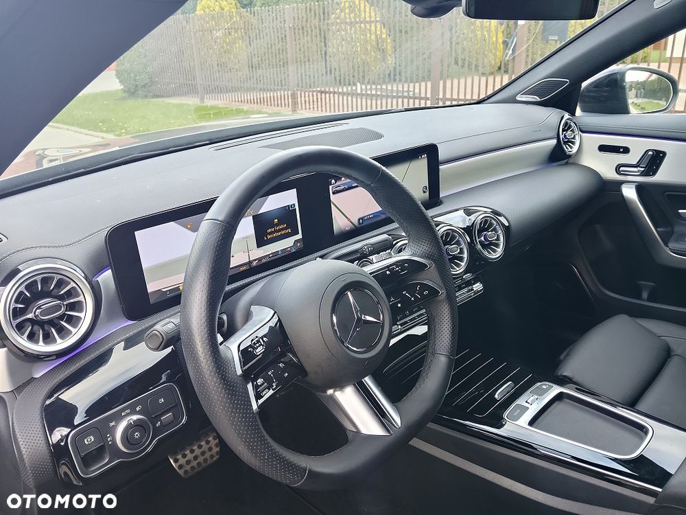 Mercedes-Benz CLA 200 d 8G-DCT AMG Line Advanced Plus - 19