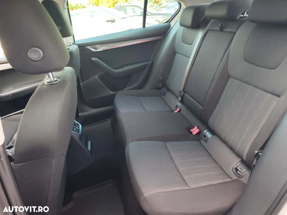 Skoda Octavia 1.0 TSI Ambition - 13