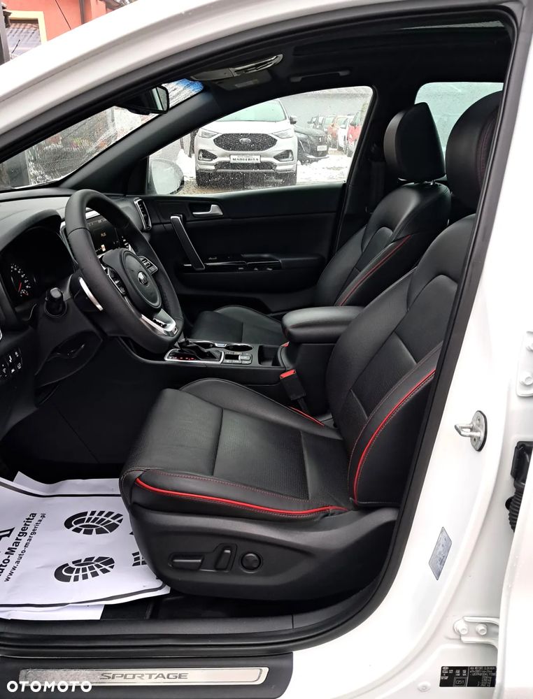 Kia Sportage 2,0 CRDI AWD GT Line - 9