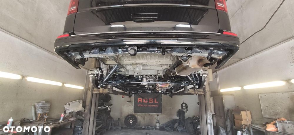 Volkswagen Multivan 2.0 TDI L1 Highline DSG - 38