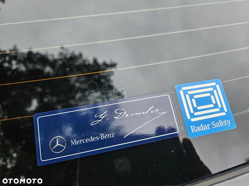 Mercedes-Benz Klasa E 300 4-Matic Avantgarde - 25