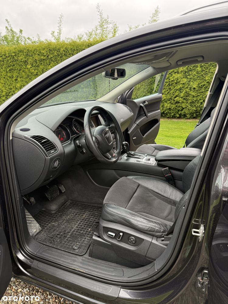 Audi Q7 - 6