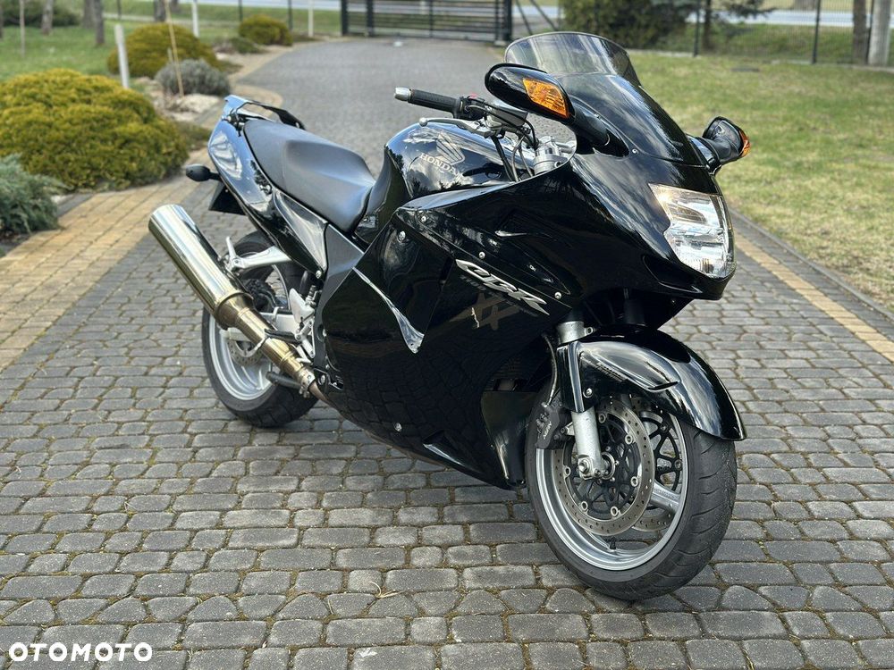 Honda CBR - 1
