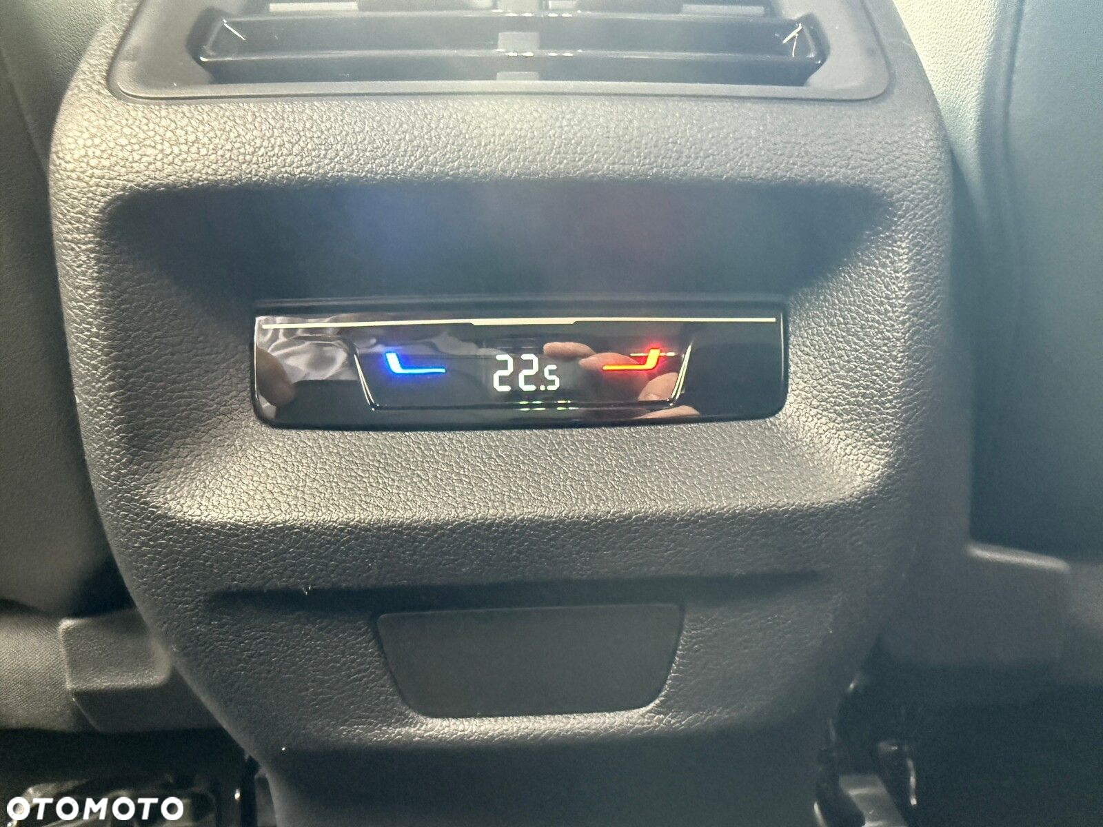 Volkswagen Tiguan - 14