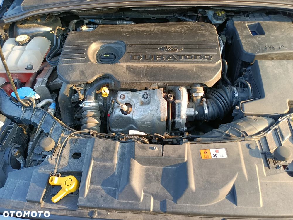 Ford Focus Turnier 1.5 EcoBlue Start-Stopp-System TITANIUM - 10