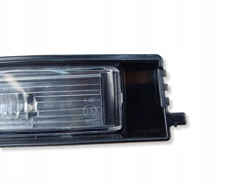 lampa lampka podświetlenia tablicy lewa prawa komplet c1 ii 108 aygo ii 14- - 7
