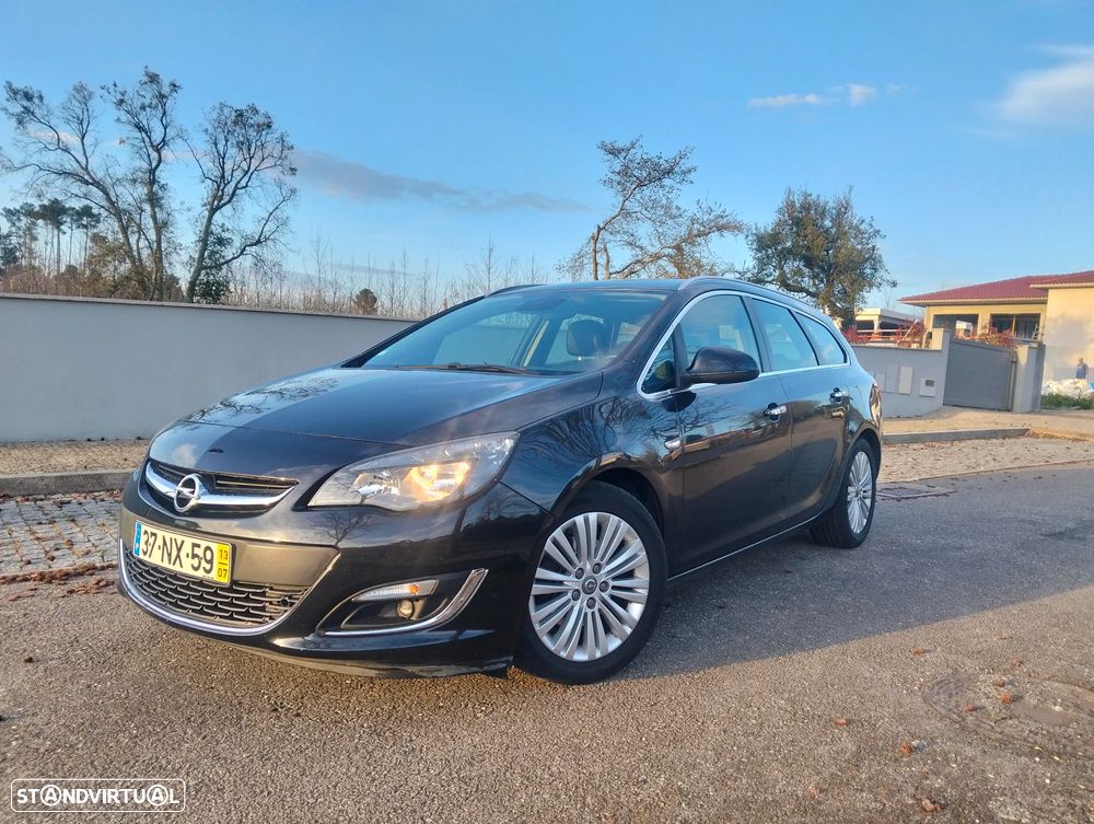 Opel Astra Sports Tourer - 1
