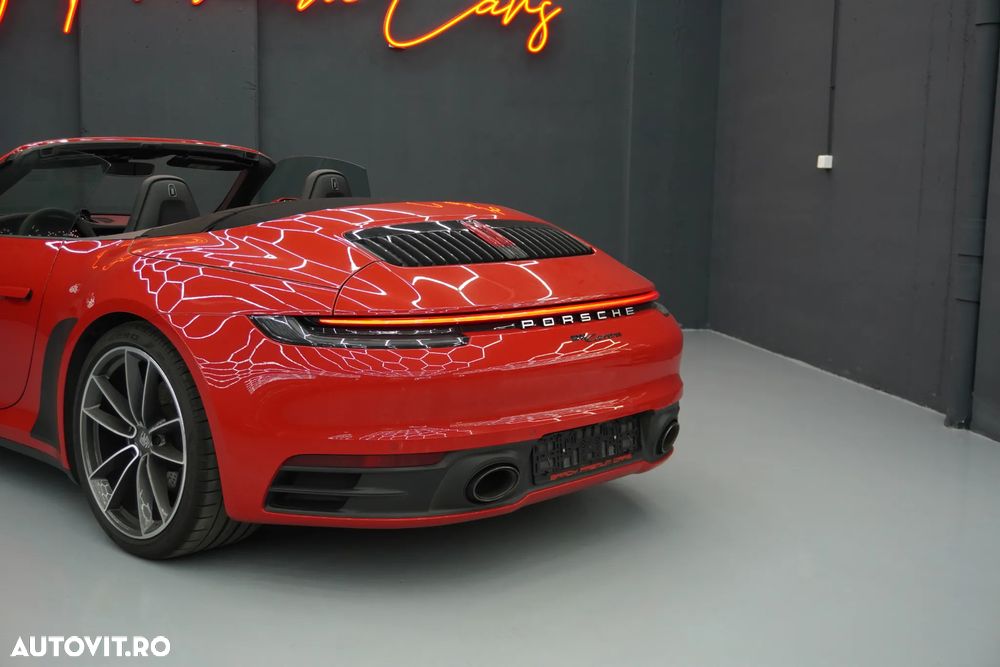 Porsche 911 Carrera PDK - 13