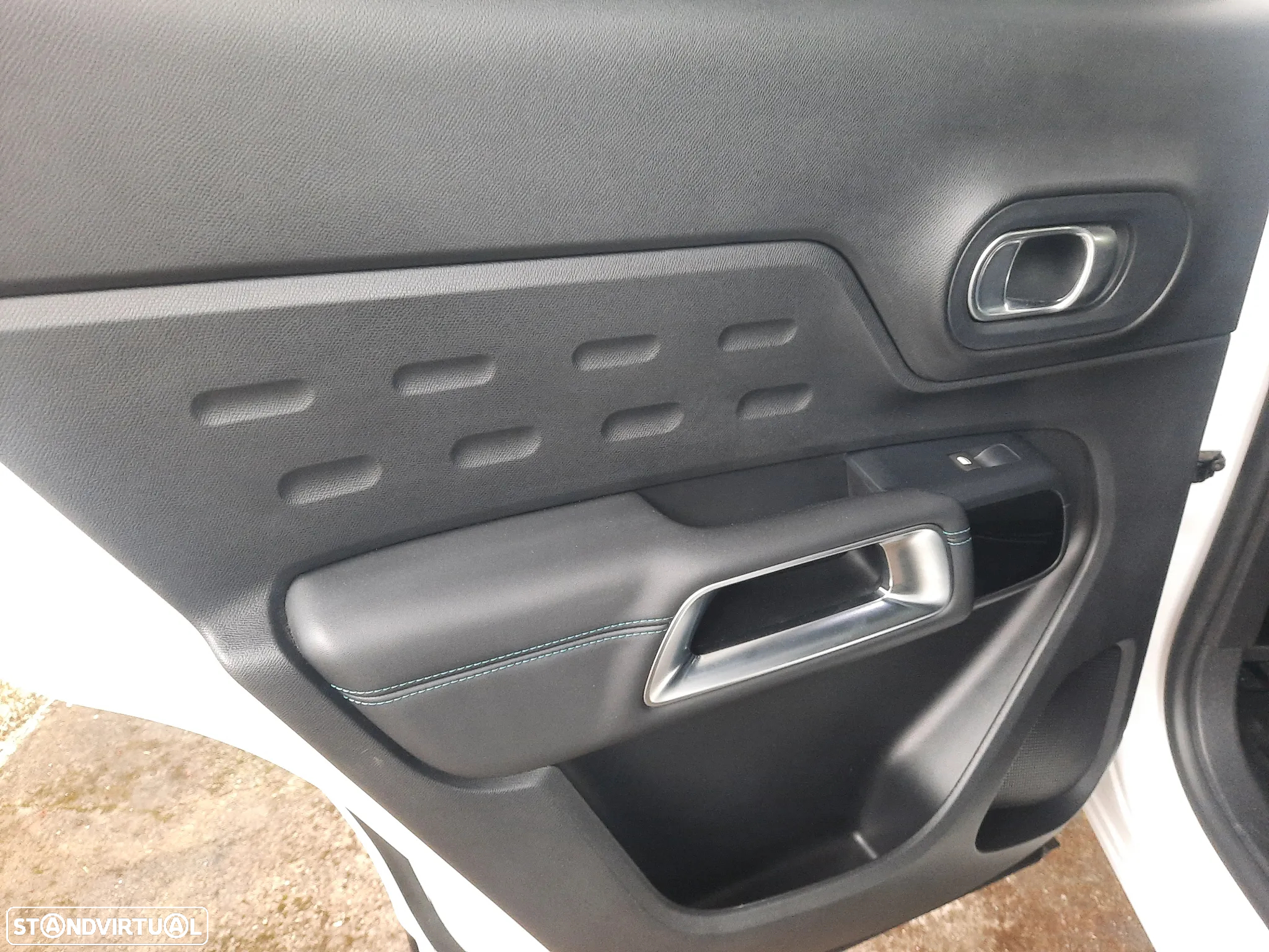 Citroën C5 Aircross 1.6 Hybrid Shine Pack e-EAT8 - 32