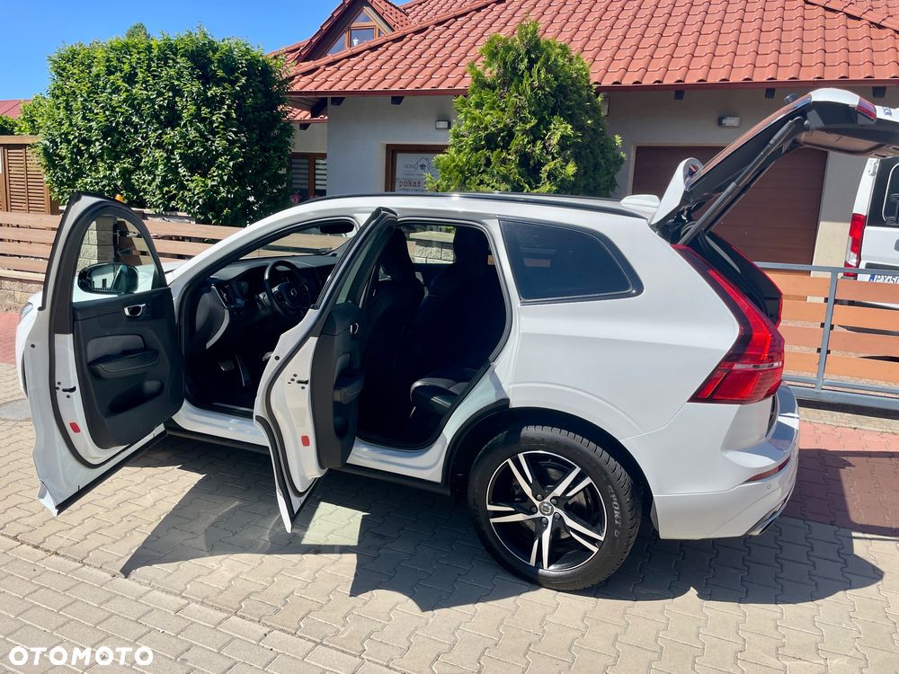 Volvo XC 60 B5 D AWD R-Design - 11