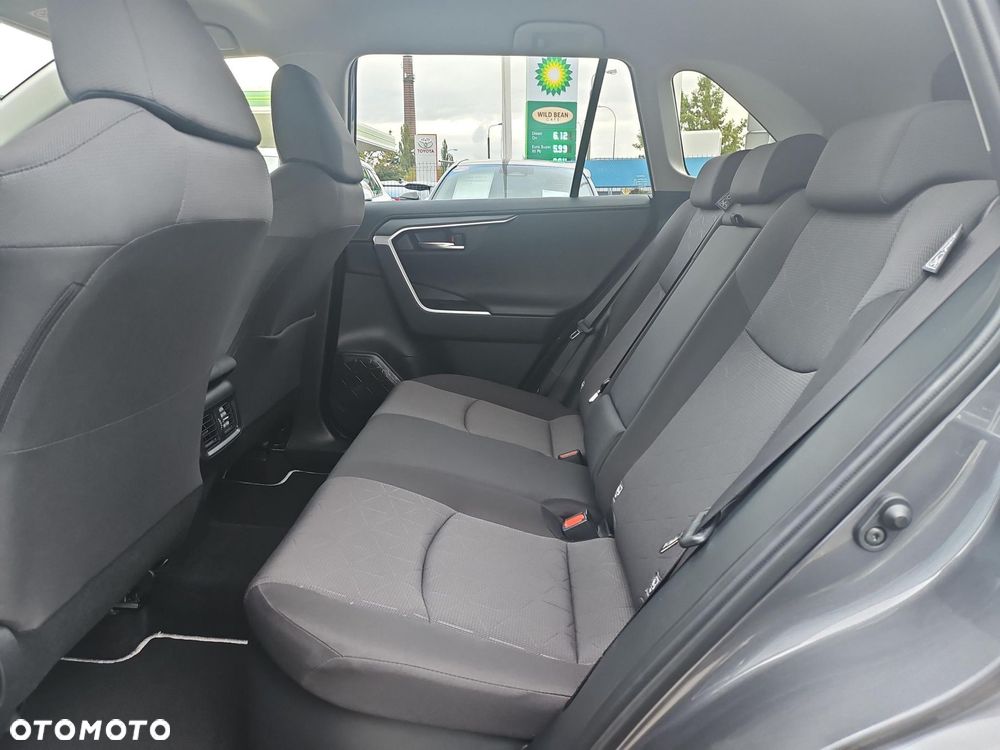 Toyota RAV4 - 13