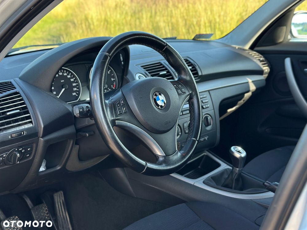 BMW Seria 1 - 13