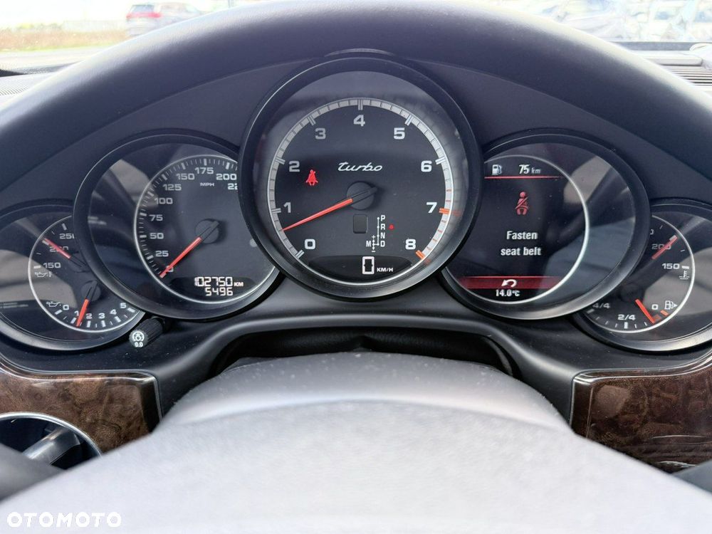 Porsche Panamera Turbo Executive - 13