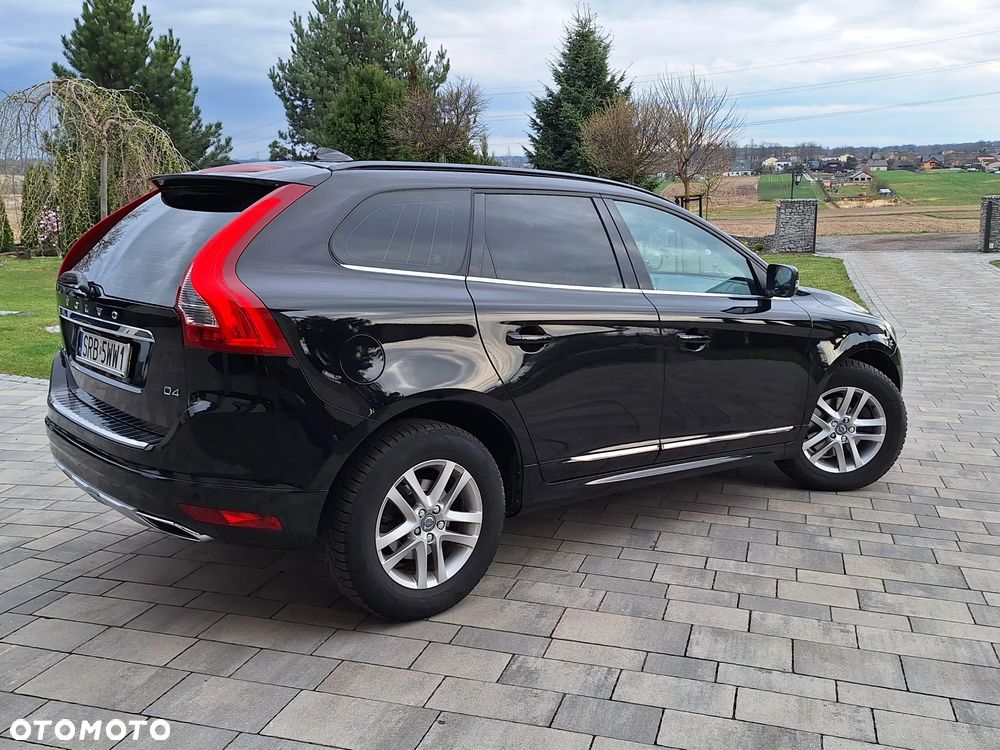 Volvo XC 60 D4 Drive-E Momentum - 1