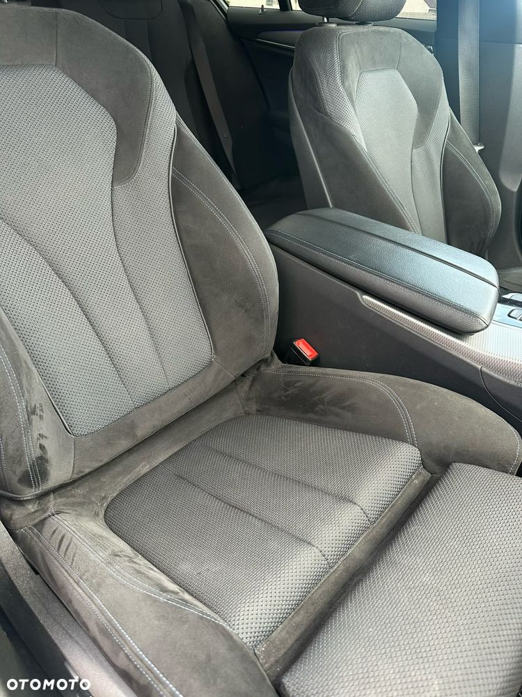 BMW Seria 5 520d xDrive M Sport sport - 9