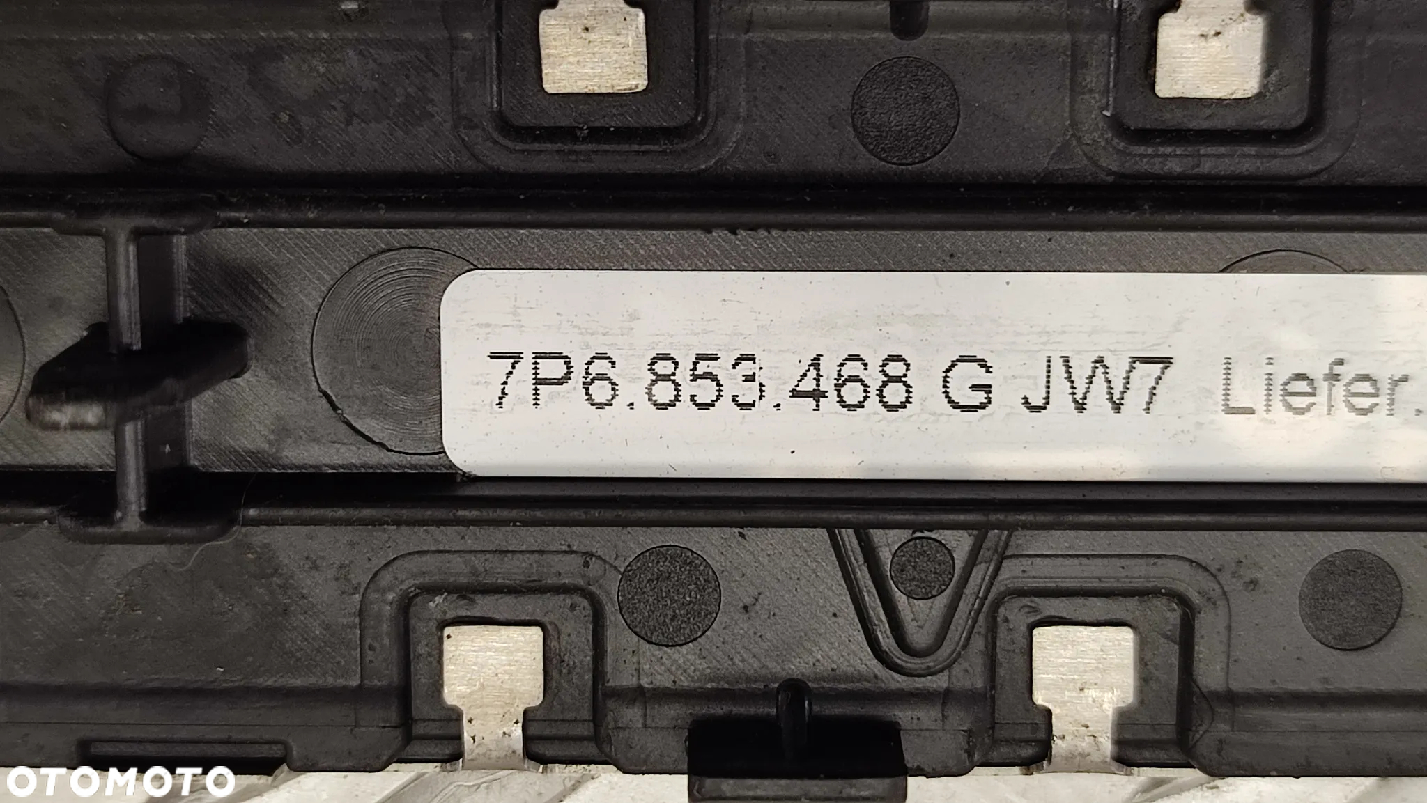 VW TOUAREG 7P 10-18R LISTWY NAKLADKI EXCLUSIVE OZDOBNE PROGOWE R-LINE KOMPLET 7P6853468 - 4