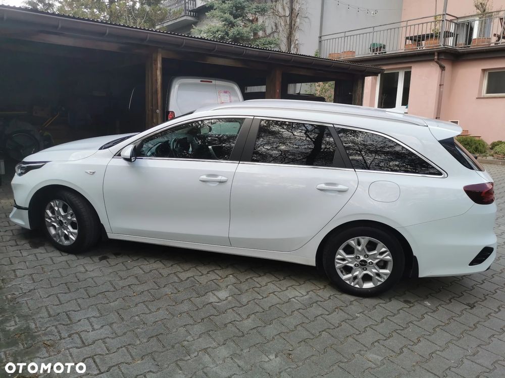 Kia Ceed 1.5 T-GDI M - 5