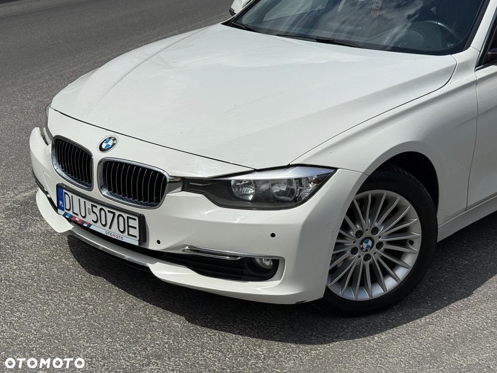 BMW Seria 3 320d Blue Performance Luxury Line - 24