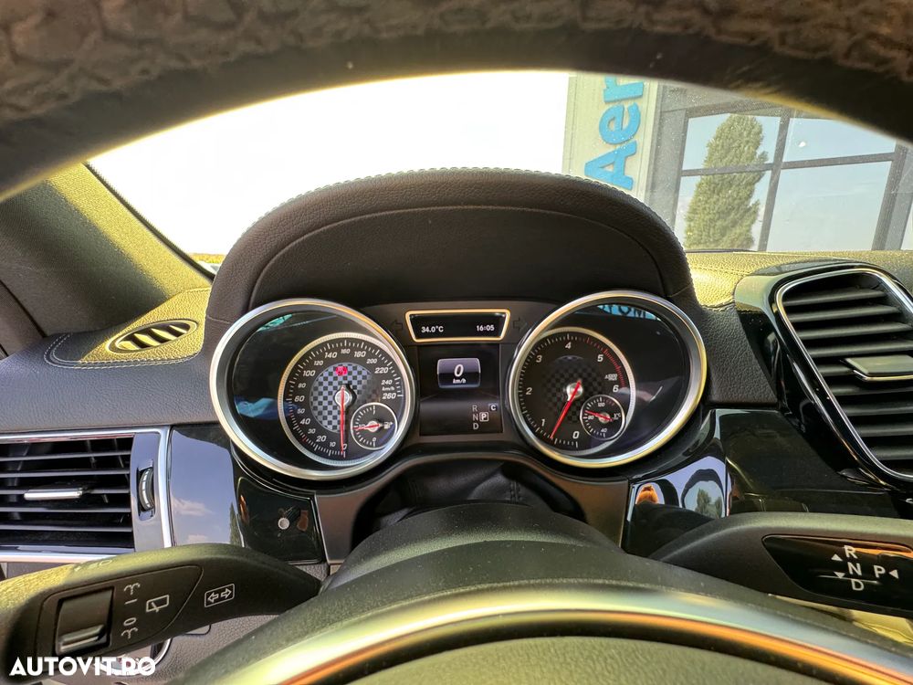 Mercedes-Benz GLE 350 d 4MATIC - 33