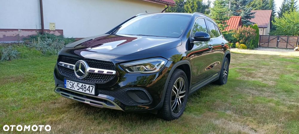 Mercedes-Benz GLA 200 Progressive - 1
