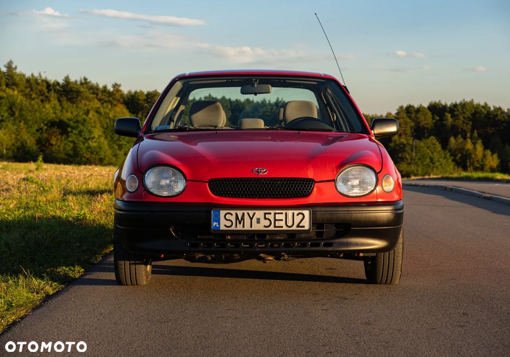 Toyota Corolla - 2