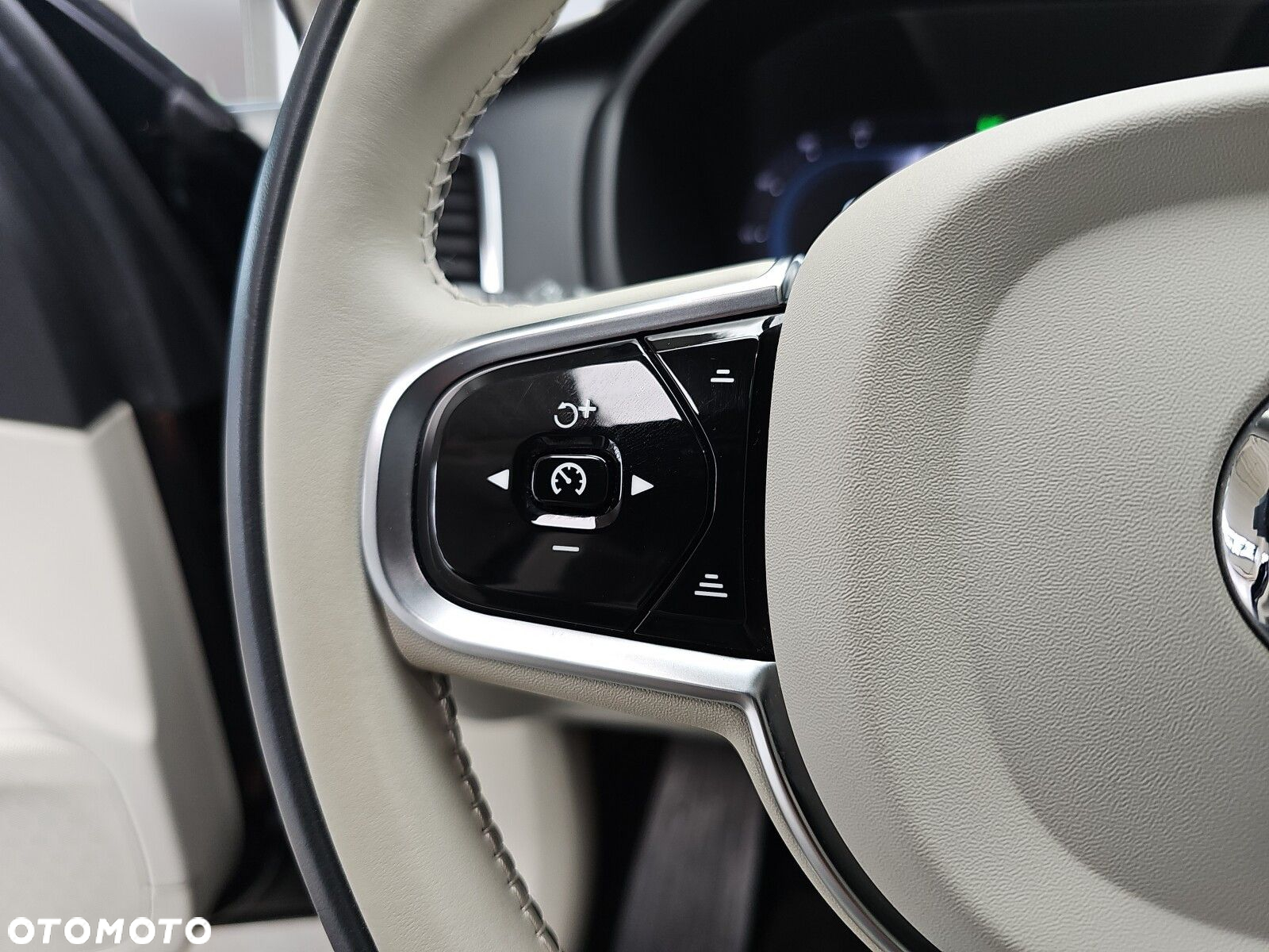 Volvo XC 90 B5 D AWD Ultimate Bright 7os - 21