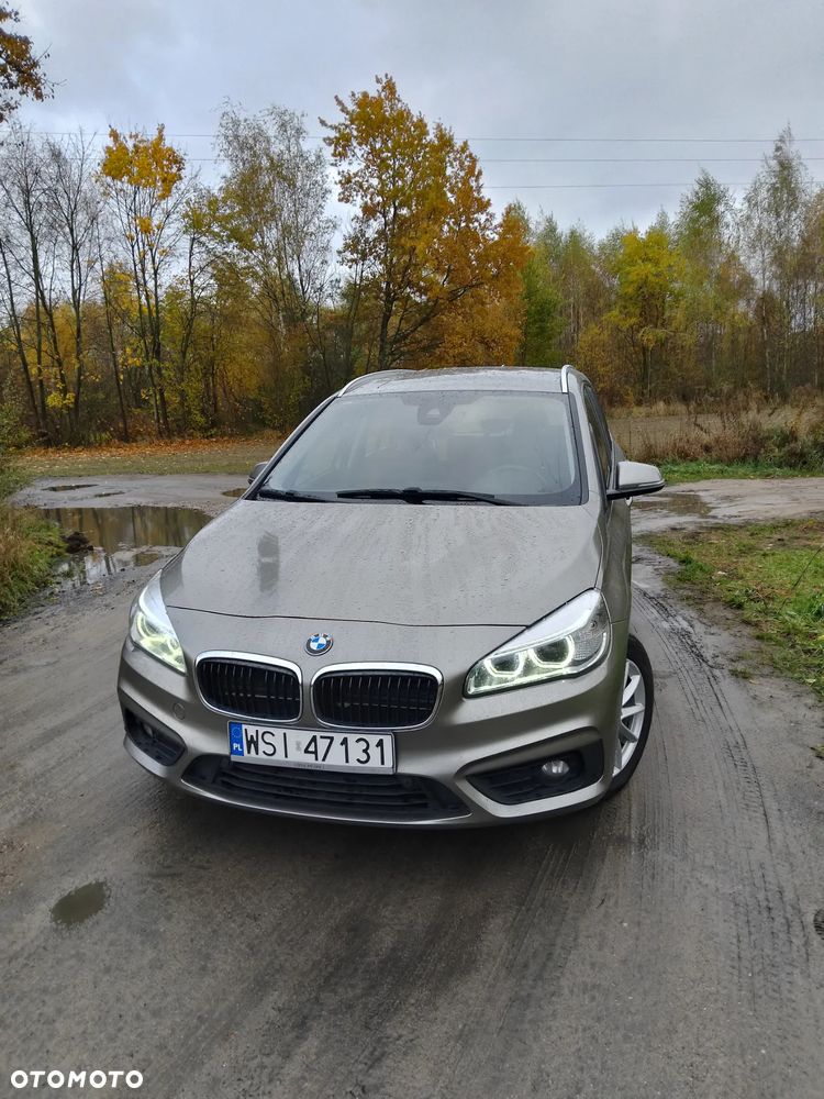 BMW Seria 2 218d - 20