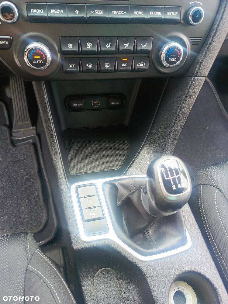 Kia Sportage 1.6 CRDI L 4WD - 27