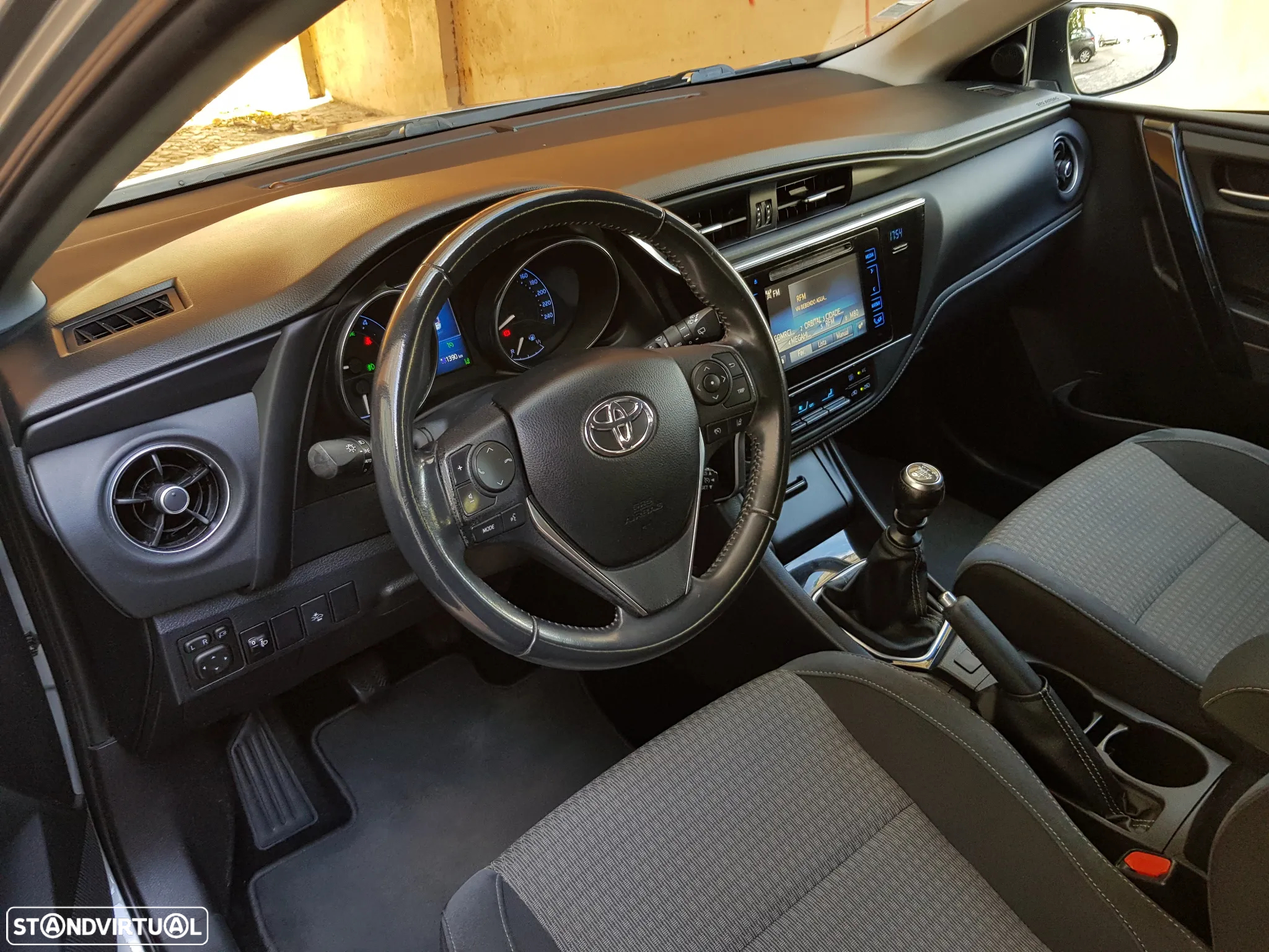 Toyota Auris Touring Sports 1.4 D-4D Comfort+Pack Sport - 14