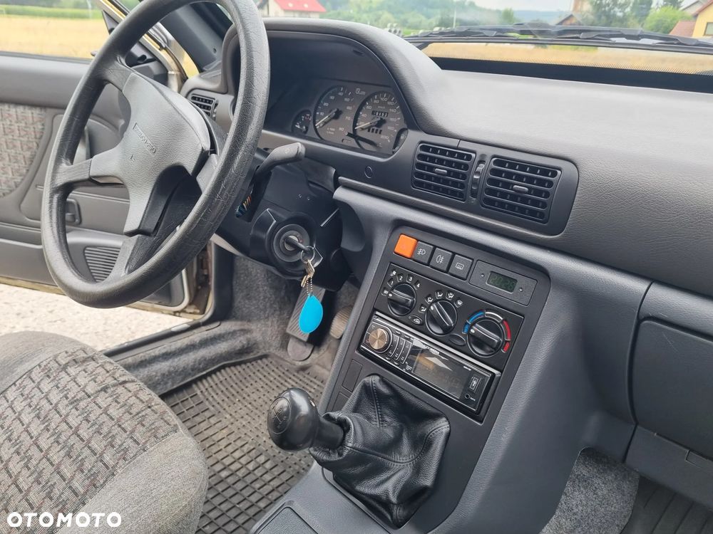 Polonez Caro - 19