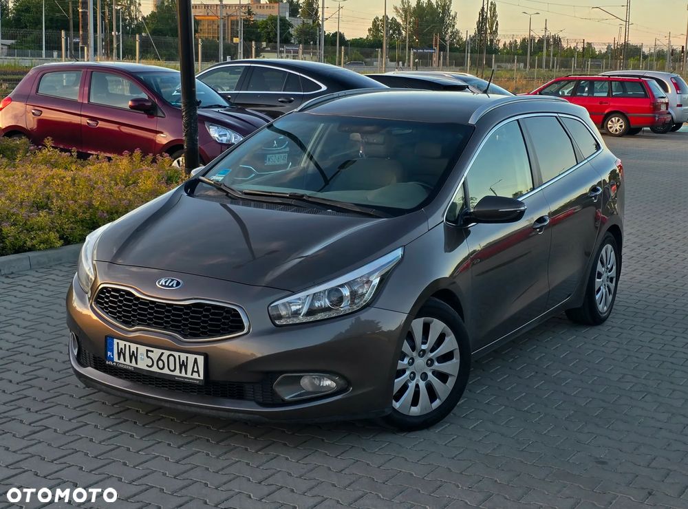 Kia Ceed - 1