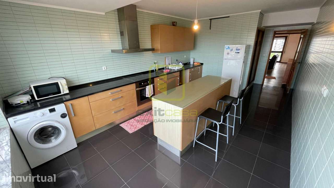 Apartamento T3 no Centro de Aveiro - Grande imagem: 2/24