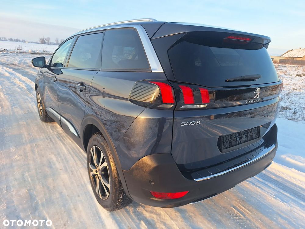 Peugeot 5008 BlueHDi 150 Allure - 8