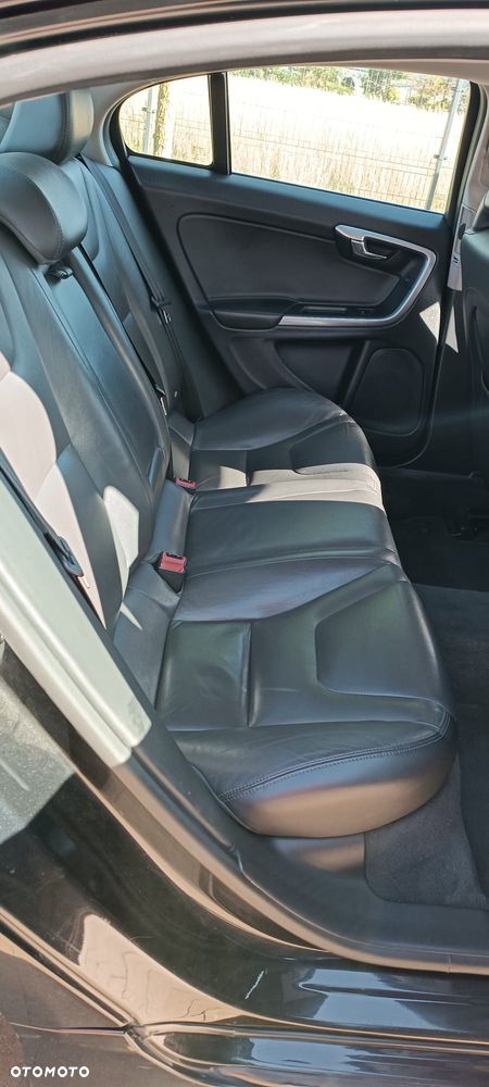 Volvo S60 - 10
