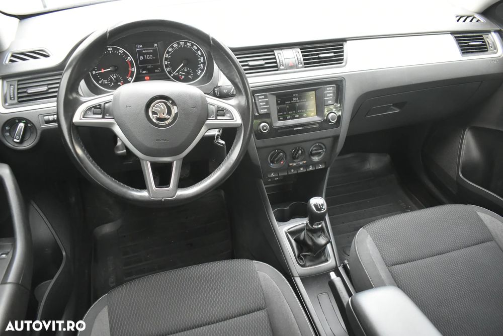 Skoda RAPID 1.2 TSI Ambition - 18