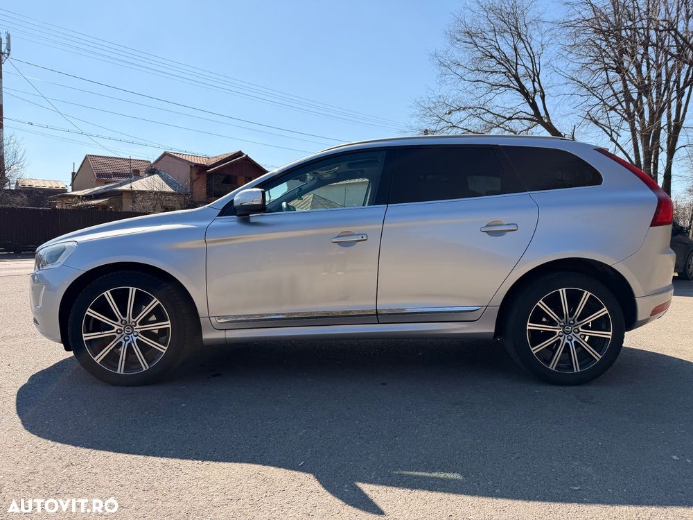 Volvo XC 60 D4 Geartronic Summum - 4