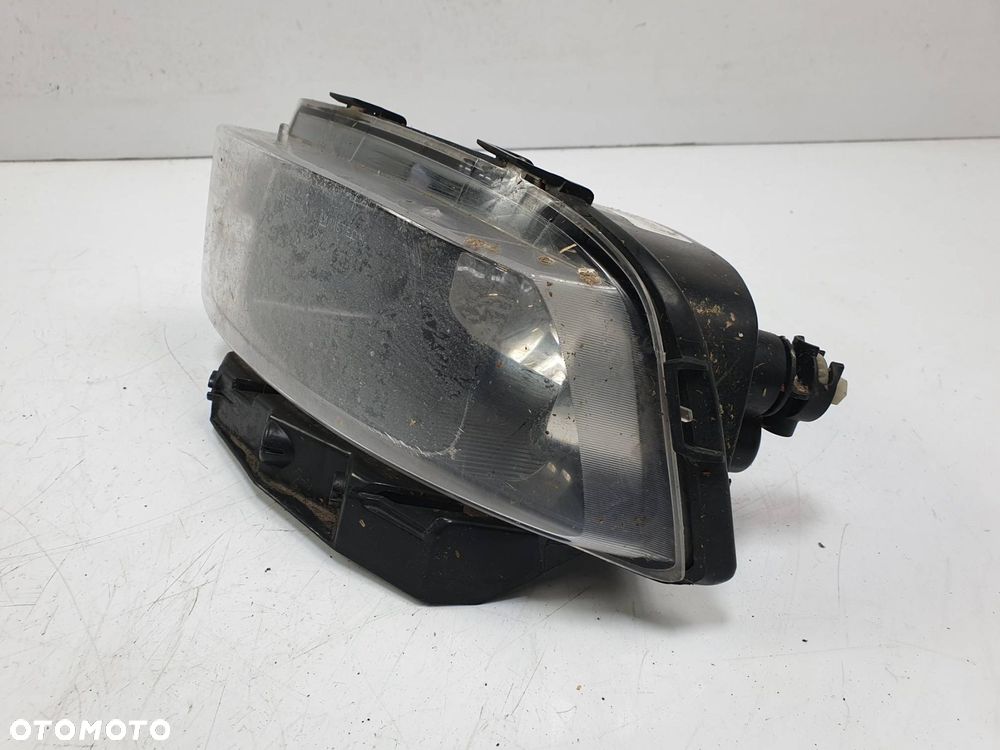 HALOGEN LEWY CHEVROLET CORVETTE C6 GRAND SPORT 2011 - 6