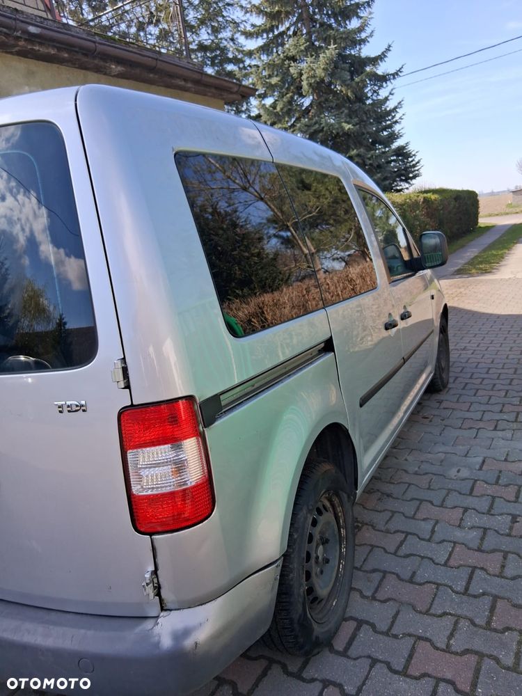 Volkswagen Caddy - 9