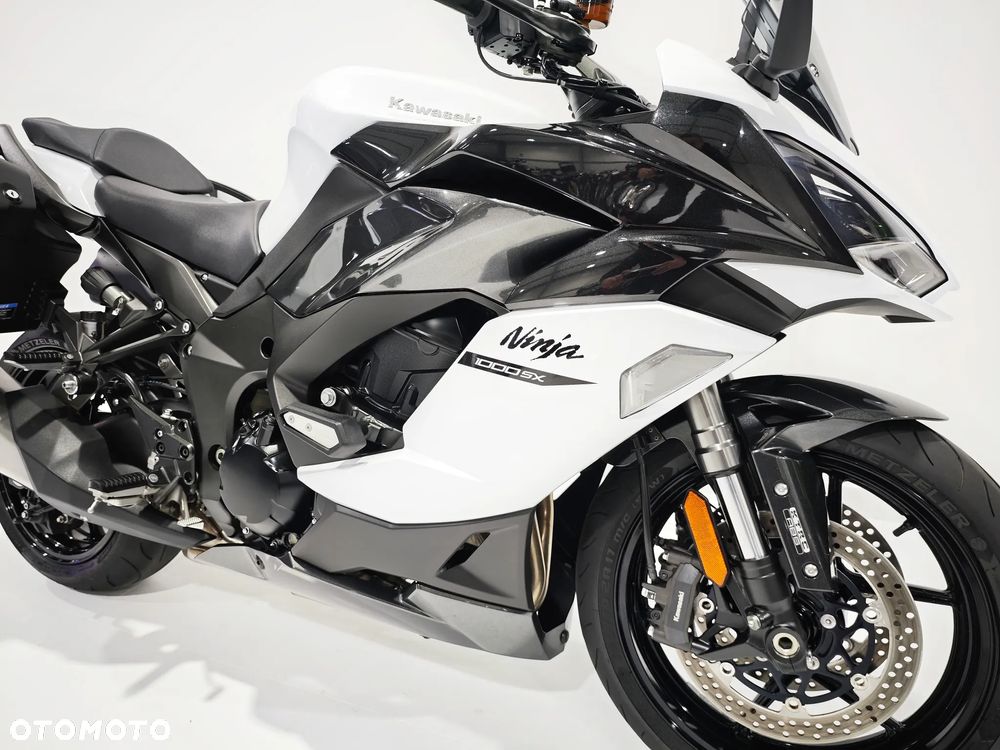 Kawasaki Ninja 1000 SX - 9