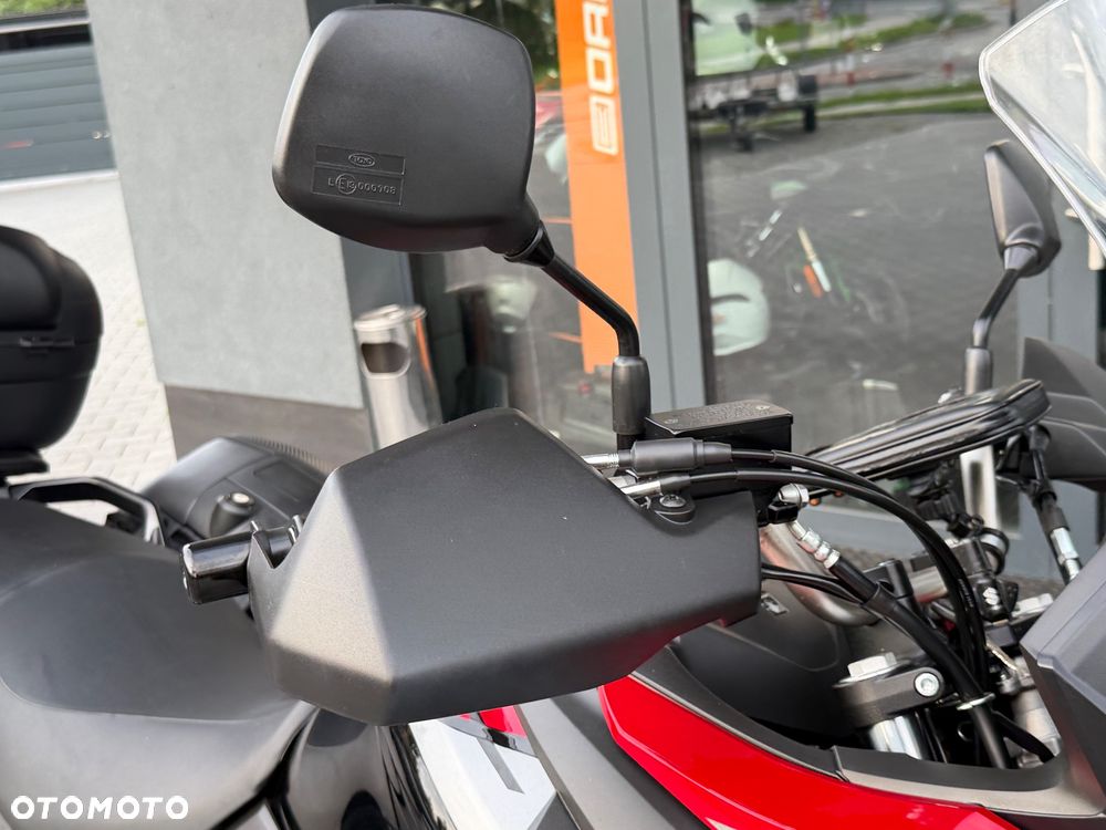Suzuki V-STROM - 17
